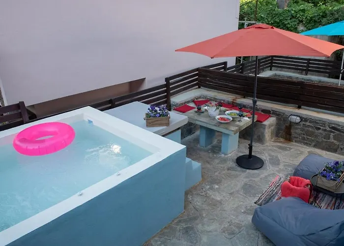 Dandy - Sky Blue Pansy - Jacuzzi Semesterbostad