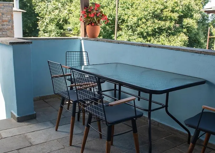 Dandy - Sky Blue Pansy - Jacuzzi Semesterbostad *