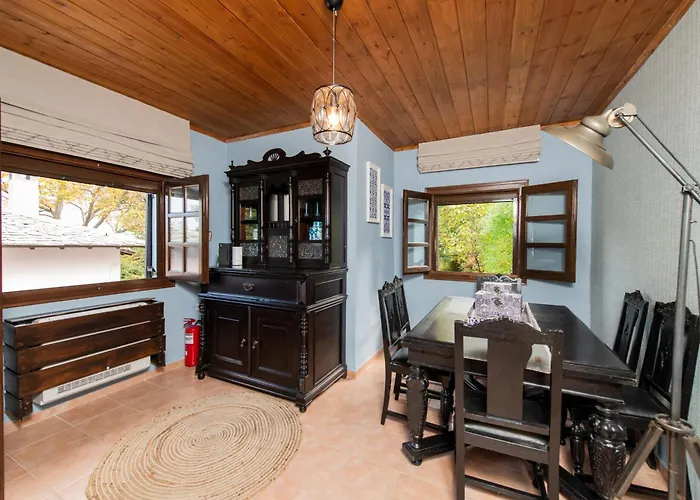 Dandy - Sky Blue Pansy - Jacuzzi